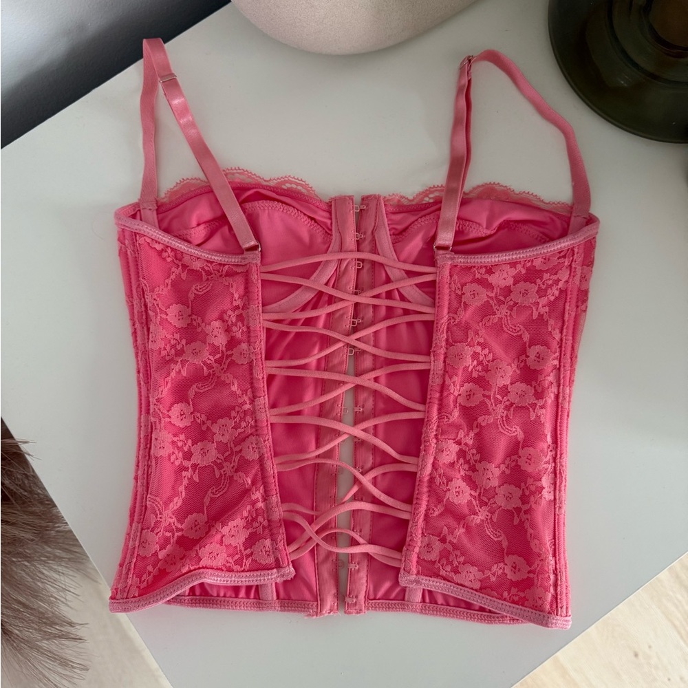 Pink Lace Bustier Top - Picture 2 of 3